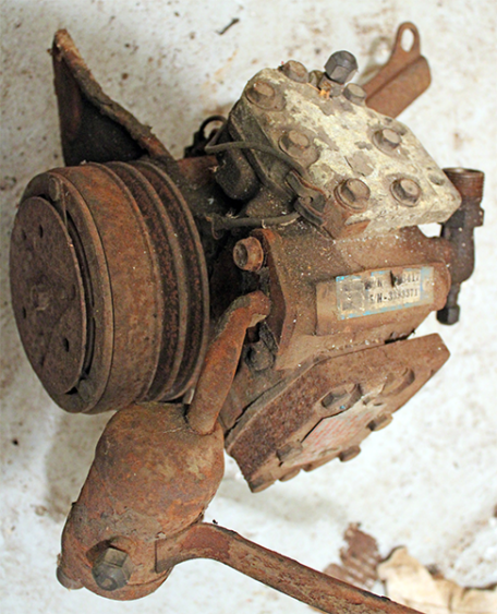Old 2-cylinder compressor